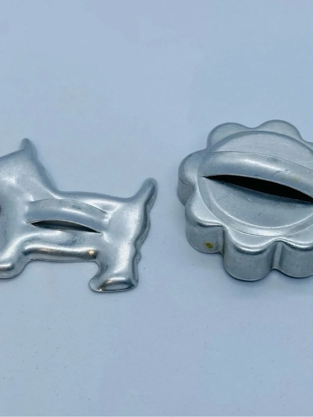 Lot/7 Cookie Cutters Gingerbread Men Star Bell Dog Tree & Flower Shaped Aluminum